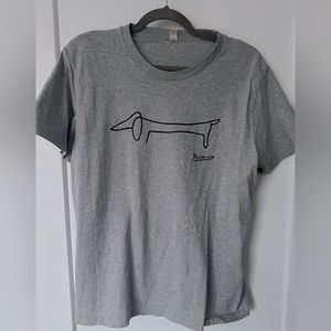 Grey Picasso joke shirt. Size medium